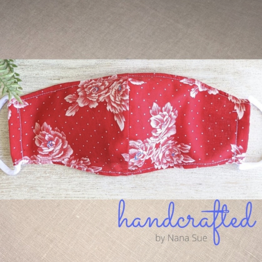 2 Red rose masks